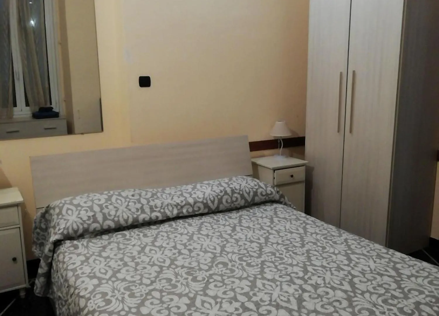 Comfortable One Bedroom Apartment With Parking Space In The Center Of Genoa Italy