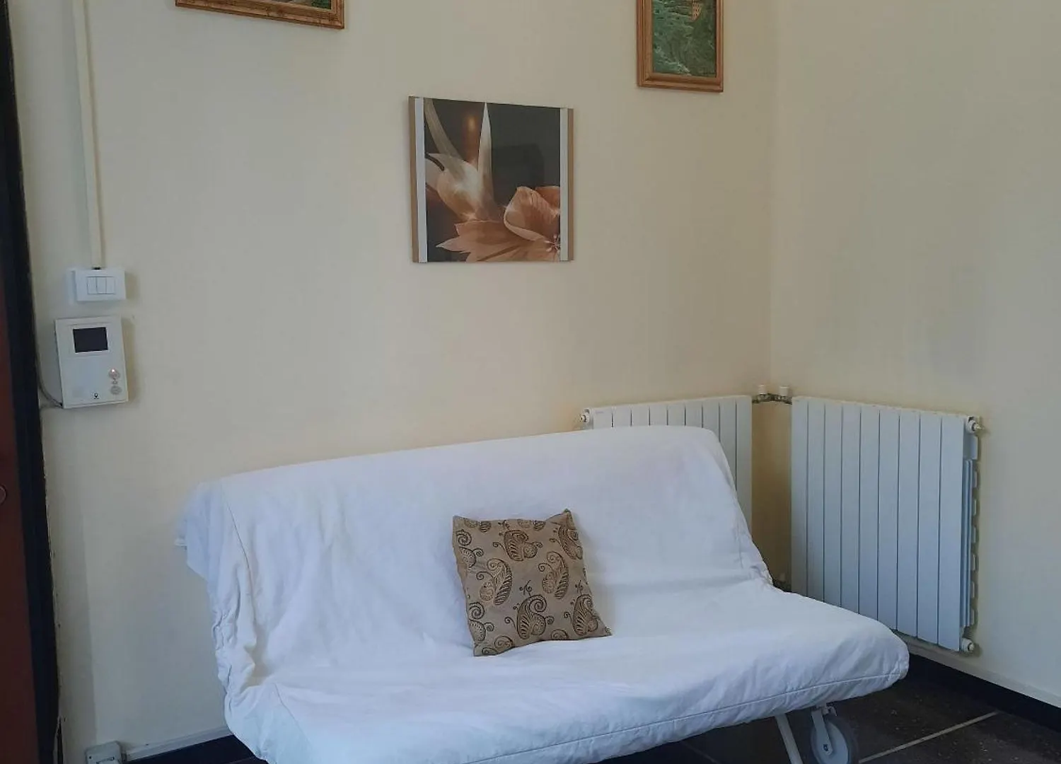 Comfortable One Bedroom Apartment With Parking Space In The Center Of Janov