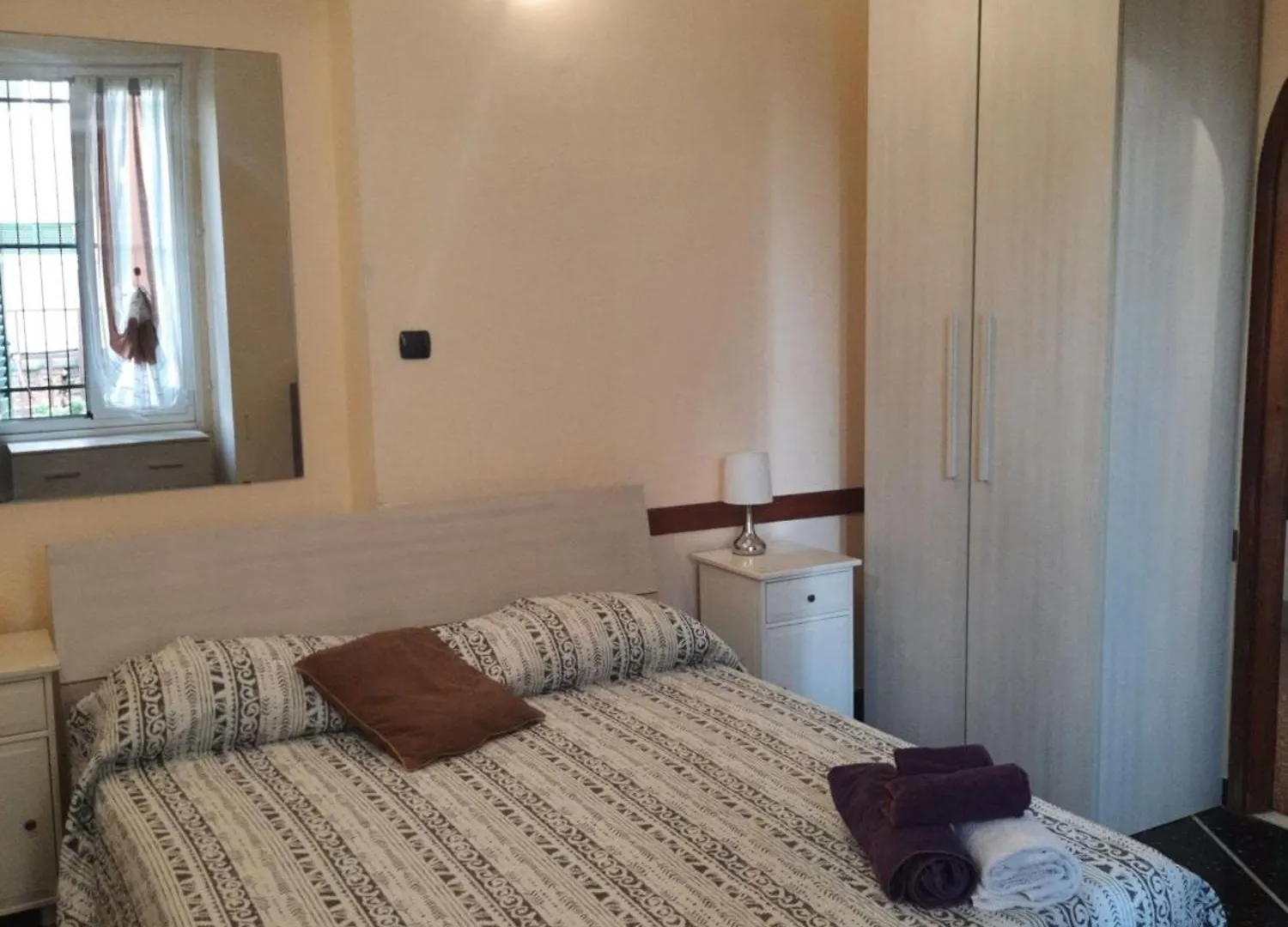 Comfortable One Bedroom Apartment With Parking Space In The Center Of Janov Itálie