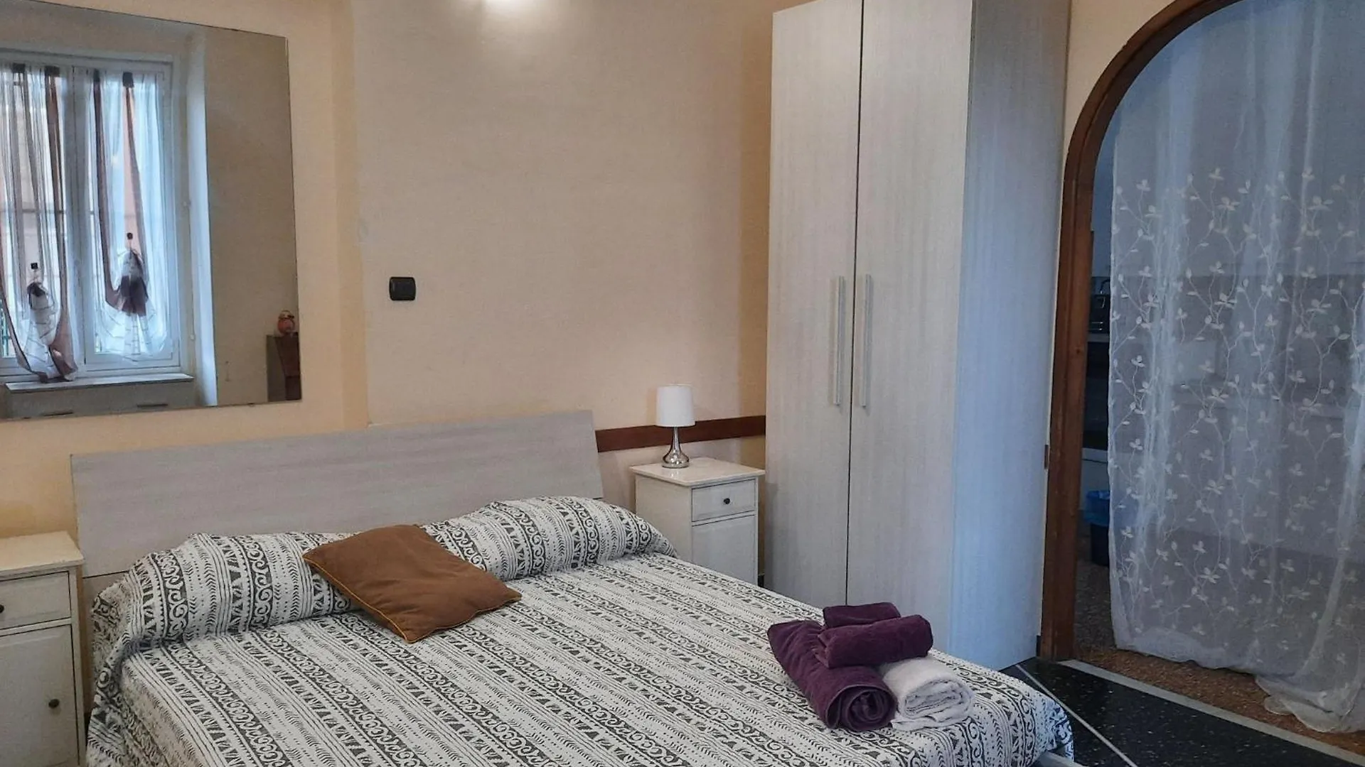 Comfortable One Bedroom Apartment With Parking Space In The Center Of Janov 0*,  Itálie